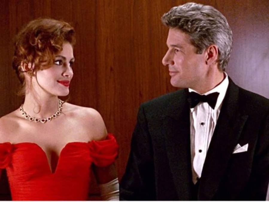 6. Mujer bonita (1990): El clásico de los 90 protagonizada por Julia Roberts (Vivian) y Richard Gere (Edward), es otra de las comedias románticas que nunca aburren. <br/>La historia de amor entre un millonario y una prostituta, te envolverá de principio a fin.