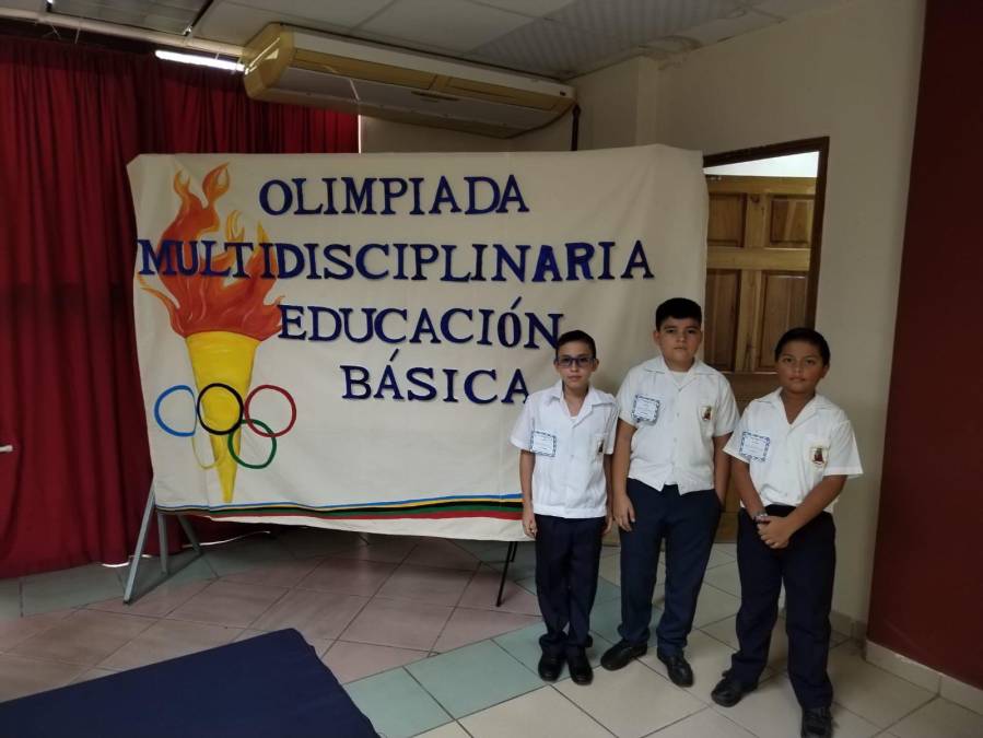 Los estudiantes del cuarto, quinto y sexto grado destacaron y pusieron todo su conocimiento en las áreas de Mátematicas, Español, Ciencias Naturales y Ciencias Sociales en las Olimpiadas Multidisciplinarias.