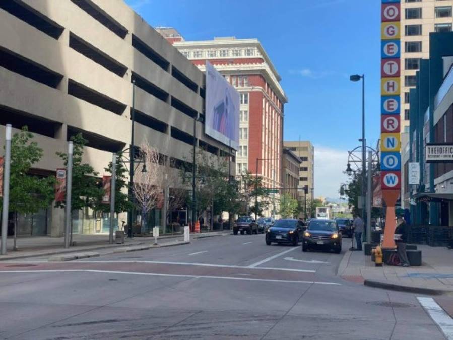 Denver es una metrópolis estadounidense que data de la época del Viejo Oeste. La Plaza Larimer, la cuadra más antigua de la ciudad, tiene edificios icónicos del siglo XIX.