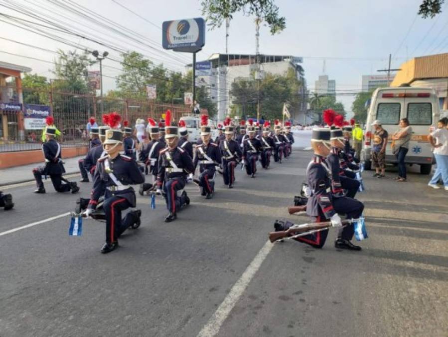 Miembros de la Academia Nacional de Policía (Anapo) en el desfile sampedrano.<br/><br/>
