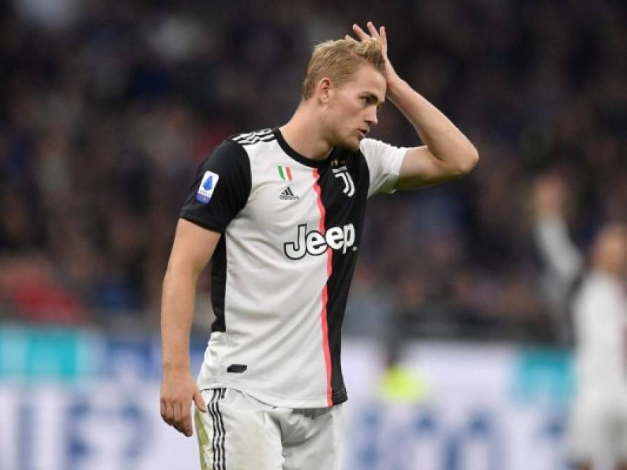 24. Matthijs De Ligt (Juventus) - El defensa holandés devenga un salario de 1.02 millón de euros al mes.