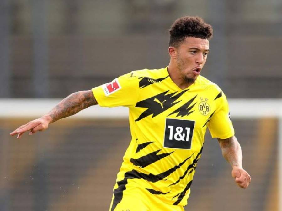 Según Daily Mirror, el Manchester United ha vuelto a llamar al Borussia Dortmund para hacerse con los servicios de Jadon Sancho. Esta vez, el club de los reds devils han ofrecido 90 millones de euros por el jugador inglés. No habrá más negociaciones por parte del equipo de Old Trafford. En las últimas declaraciones que ha dado el club alemán, su director deportivo, Sebastian Kehl, fue conciso: 'Es nuestro jugador, y se quedará'.