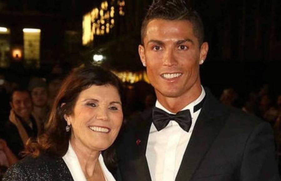 Sin embargo, ella misma se encargó de poner punto final a los rumores: “Todo es mentira, todas las parejas discuten, pero lo que se ha escrito es mentira”, expresó a un medio local en ese entonces.