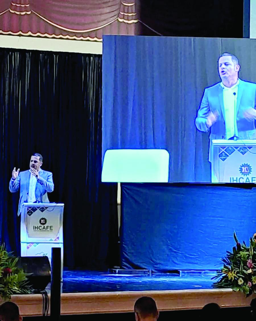 Destacan liderazgo de mujeres en caficultura