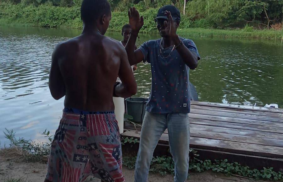 La vida le dio un giro inesperado cuando la vista le comenzó a fallar y decidió subirse al ring. 