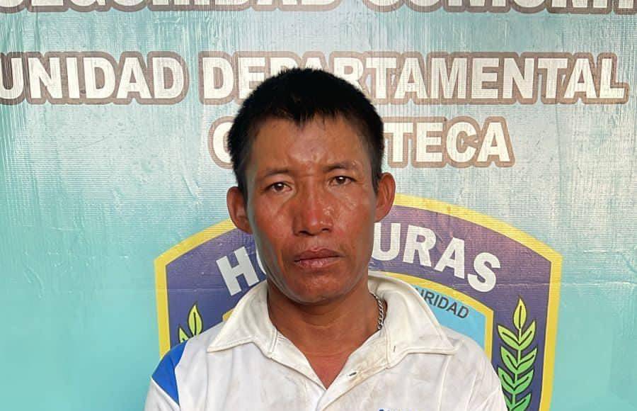 Tres personas fueron detenidas, entre ella un tío del joven asesinado. 