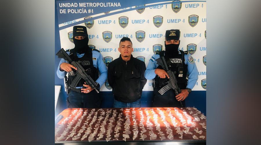 Agentes de prevención capturan a sujeto en posesión de droga en la capital