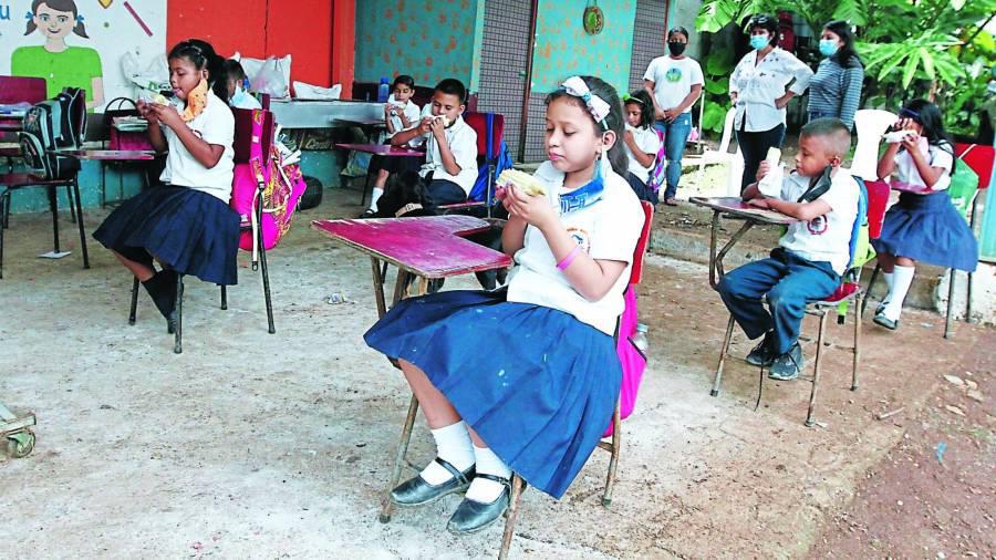 Centros educativos están cerrando ante ola de covid-19 en Honduras