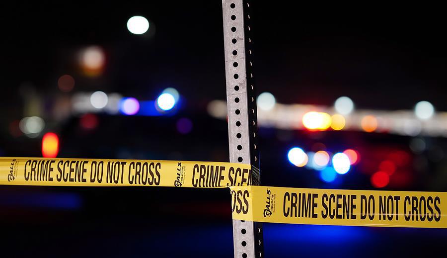 Tres muertos y tres heridos en un tiroteo afuera de un bar en EEUU