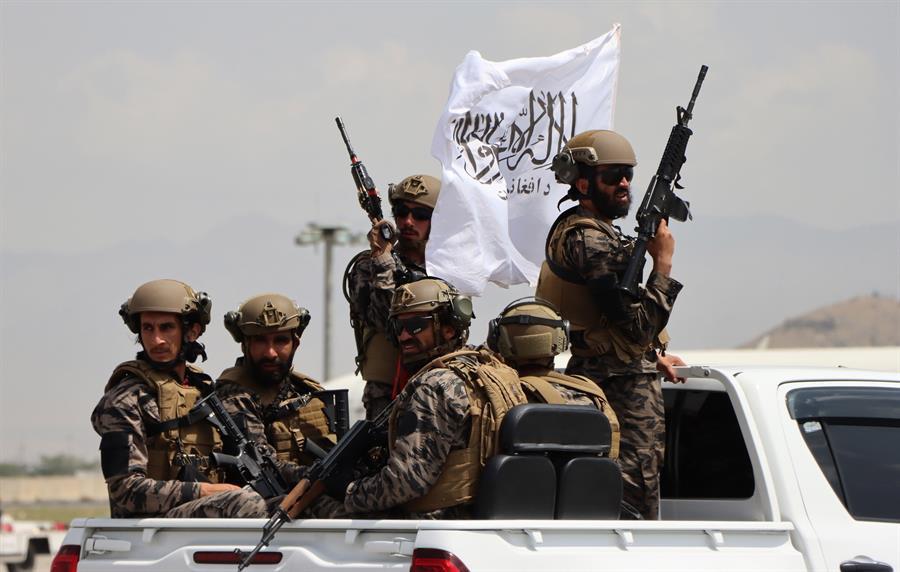 Responsables políticos de EEUU no entendieron amenaza talibán, dice informe