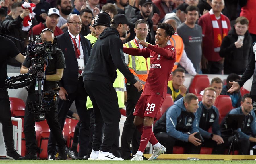 Fabio Carvalho anotó el gol del triunfo en el minuto 98.