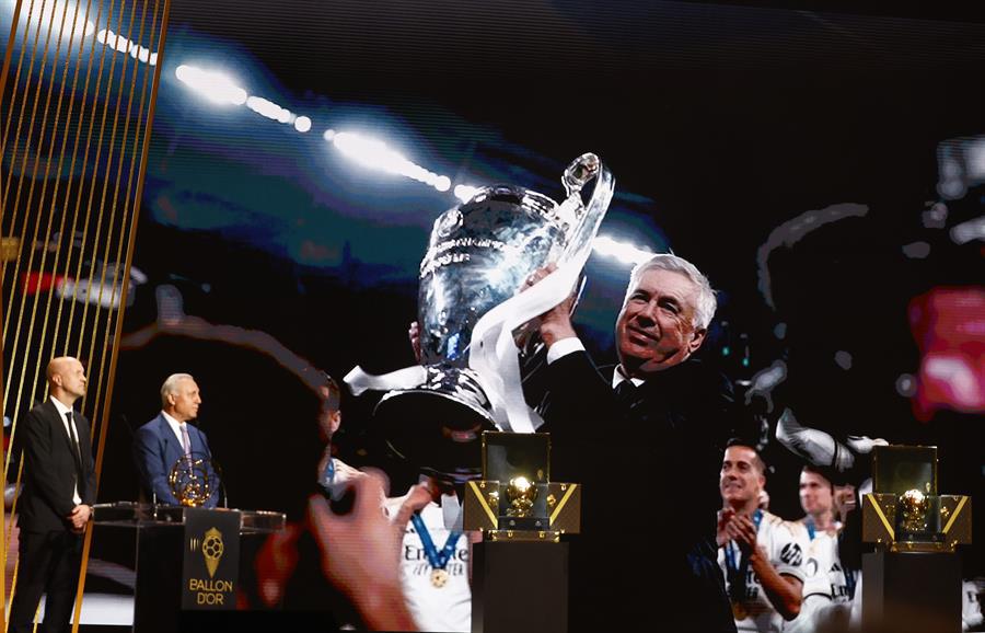 Ancelotti contundente tras el Balón de Oro 2024 y deja mensaje a Vinicius