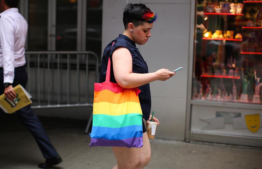 “No digas gay” de Florida disparó lenguaje anti LGBTQ+ en redes sociales