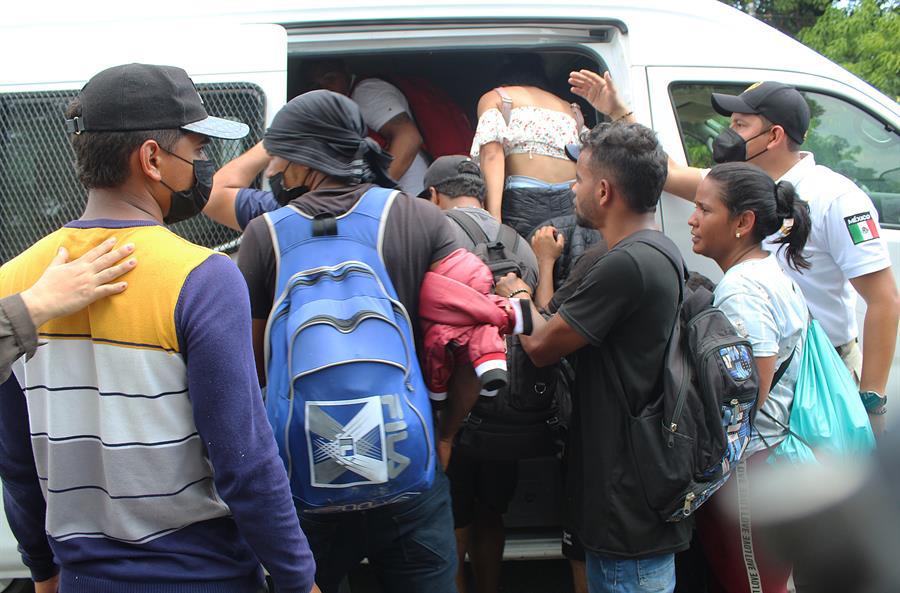 Quinta caravana migrante avanza seis horas y es disuelta en sureste de México