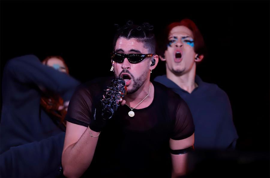 Nuevo disco de Bad Bunny trae colaboraciones de Rauw Alejandro y Jhay Cortez