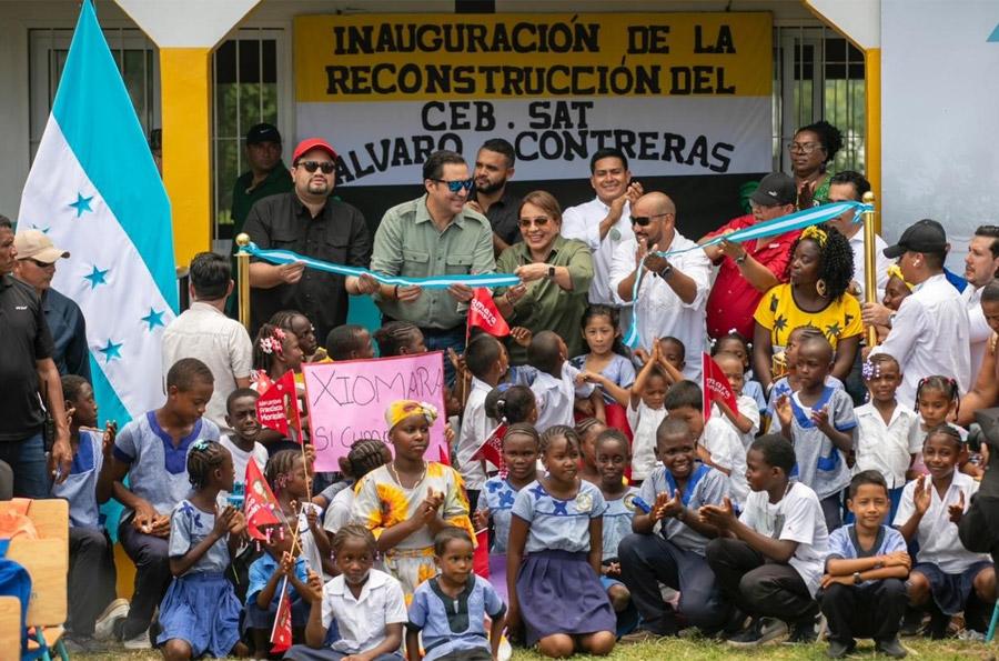 $!Cuando Xiomara Castro se fue de Río Tinto prometió suplir las principales demandas y necesidades de la aldea. Esperan que cumpla lo que les prometió.