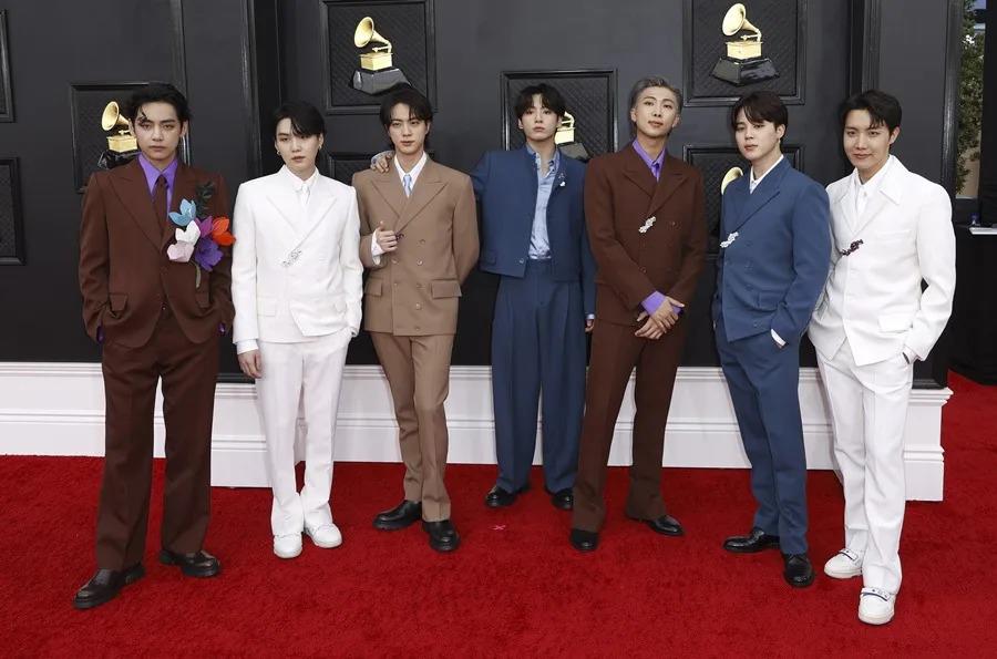 Me entristece: CEO de los Grammy responde al inesperado rechazo de BTS