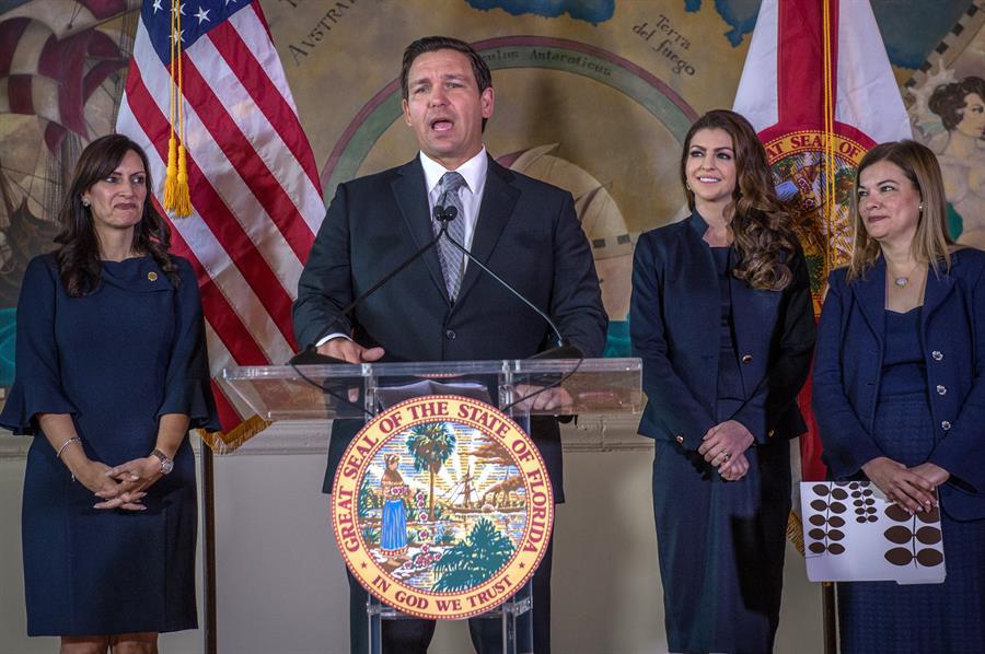 Gobernador republicano de Florida tilda de amenaza para la región la elección de Petro