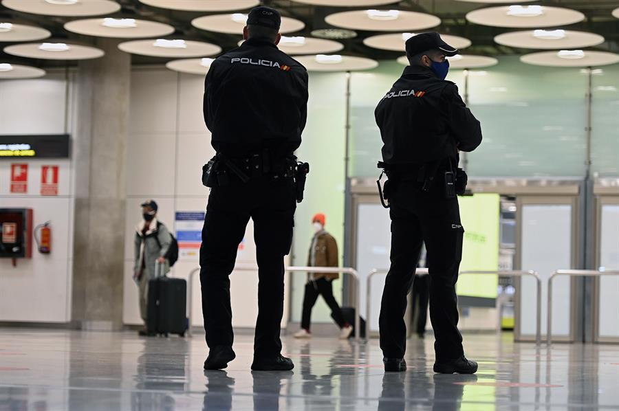Cae una red dedicada al trafico de cocaína a través del aeropuerto de Madrid