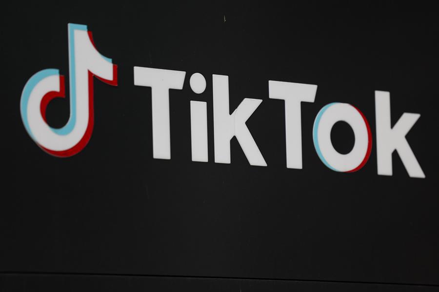 TikTok restablece su servicio en EEUU por la garantía recibida de Trump