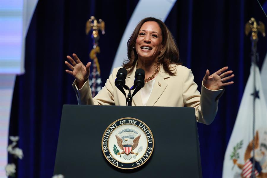 Kamala Harris pide apoyo del voto a mujeres negras en Estados Unidos
