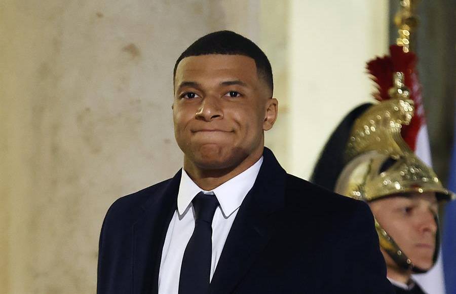 Durante las últimas semanas, Kylian Mbappé ha hecho noticia debido al tremendo golpe al mercado que daría al dejar PSG para concretar su esperado fichaje en Real Madrid.