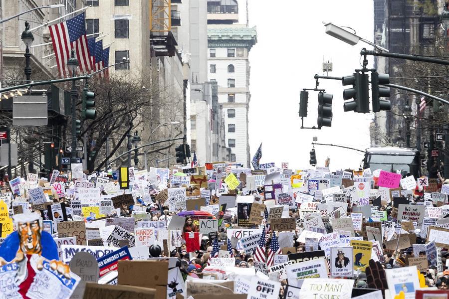 Masivas protestas contra Trump y Musk en las principales ciudades de EEUU