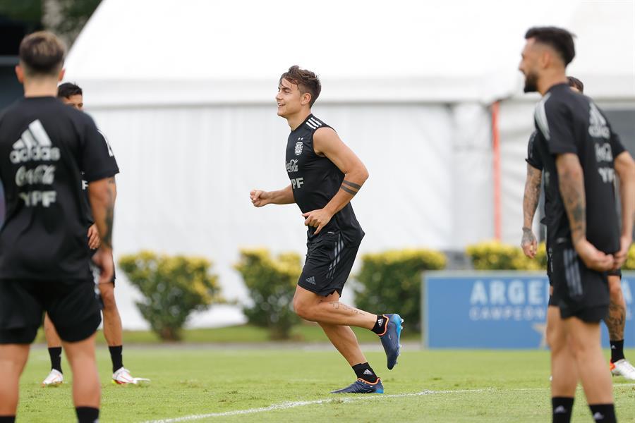 Oficial: Dybala ya es de la Roma