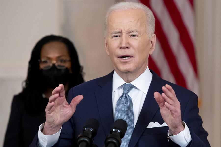Biden advierte a Putin que la OTAN está “más unida” tras invasión de Ucrania