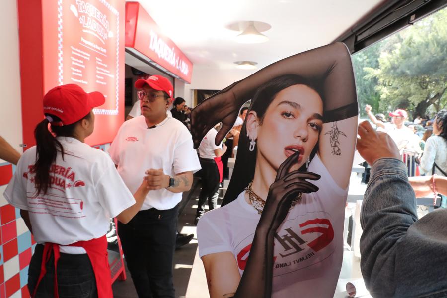 Dua Lipa abre la “Taquería Dua” en Ciudad de México