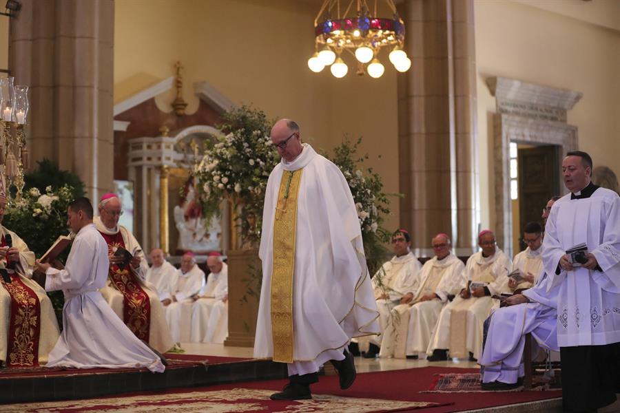 Arzobispo José Vicente Nácher pide a curas ser humildes y sencillos