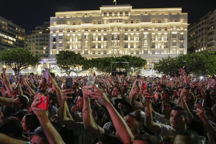 Lady Gaga enloquece a 2,1 millones de fanáticos en Copacabana