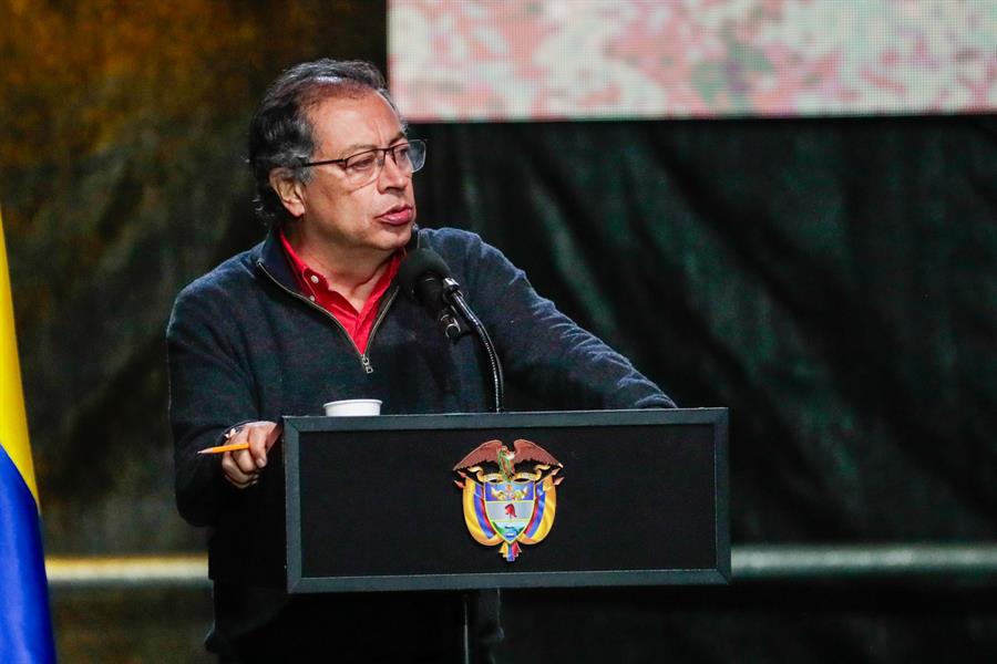 Gustavo Petro se pronuncia tras polémicas elecciones en Venezuela