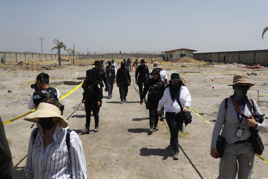 “Está todo barrido”: madres buscadoras se indignan en rancho de Teuchitlán