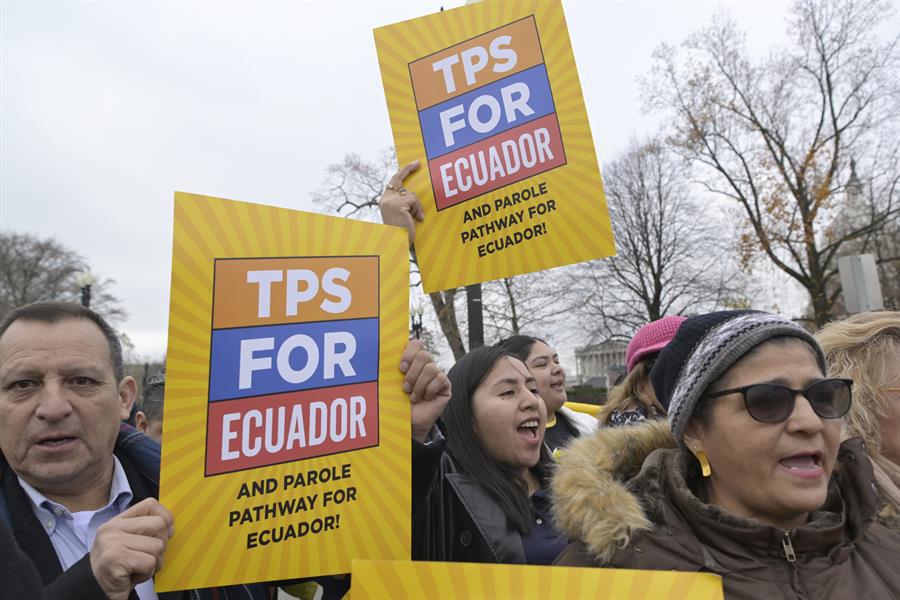 Migrantes piden al Congreso complicar las deportaciones masivas de Trump