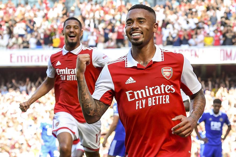 Arsenal vence al Leicester con doblete de Gabriel Jesús en la Premier League