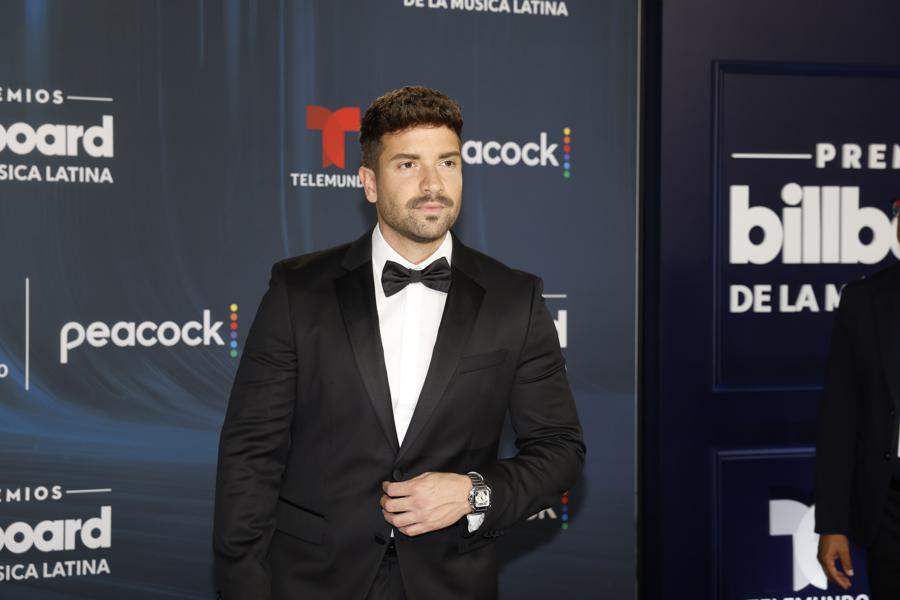La pedrería y los cortes clásicos destacan en los Billboard Latinos