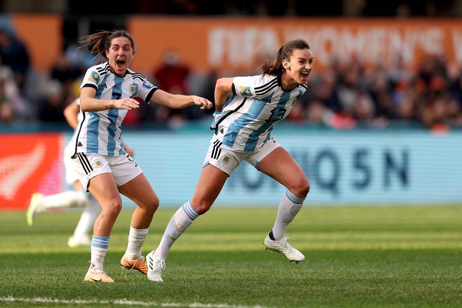 Mundial Femenino 2023: Argentina rescata un empate y sigue con vida