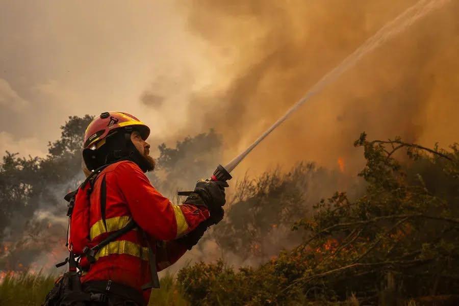 Incendios en España ponen en alerta a miles de hondureños que viven en Madrid