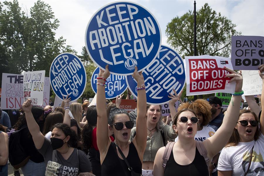 Más de un millar de personas protestan a favor del aborto en Nueva York