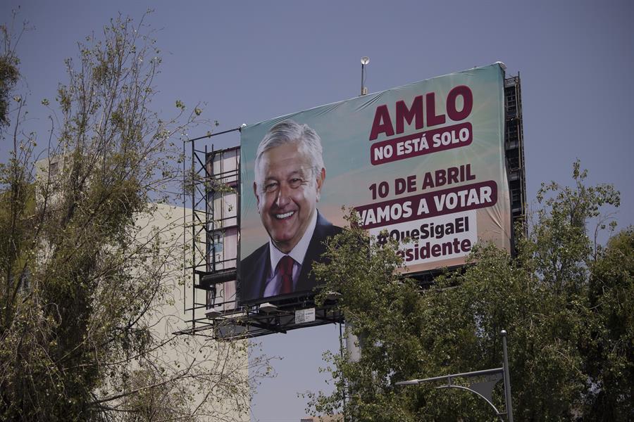 México se prepara para la consulta de revocación de mandato de López Obrador