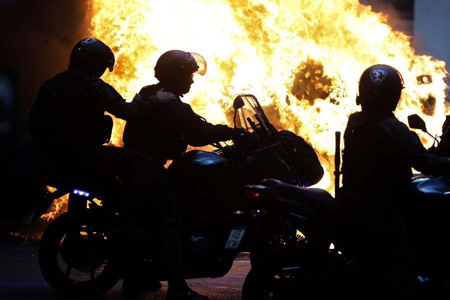 Choques en una protesta de jubilados desató la mayor represión del Gobierno de Milei