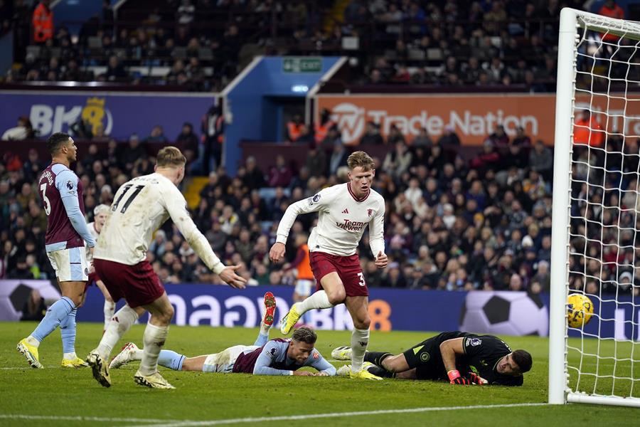 Manchester United logra agónico triunfo en la Premier League