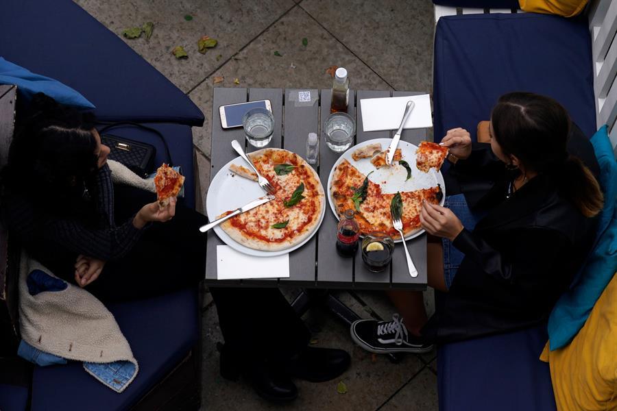 ¿Quiere conocer la probabilidad de coincidir con un positivo estas fiestas?