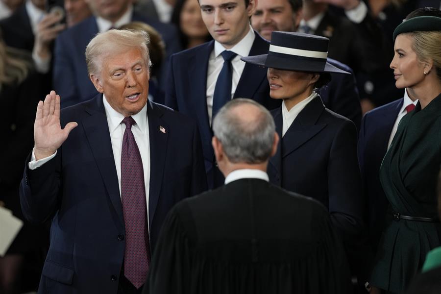 Las polémicas medidas con las que Trump sacude al mundo en su primera semana en el poder