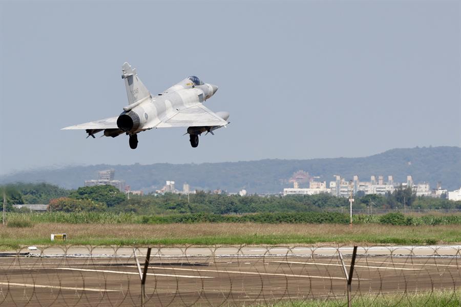 Taiwán movilizó barcos y aviones patrulleros ante la presencia de buques chinos cerca de la isla.