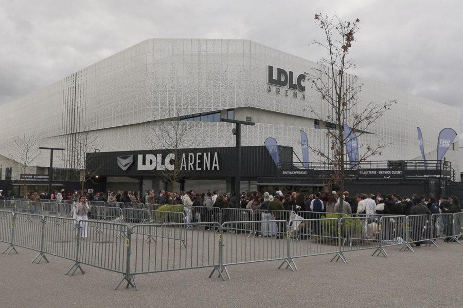 Rosalía deslumbra en Lyon con el arranque de su gira ‘Lux’