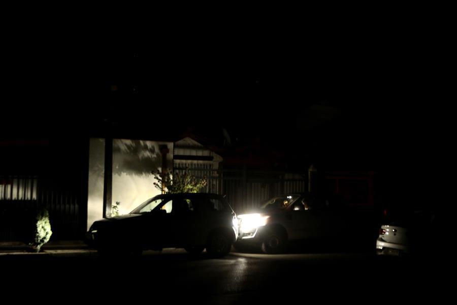 Las claves del gran apagón que dejó a Chile sin luz y mostró la fragilidad de su sistema