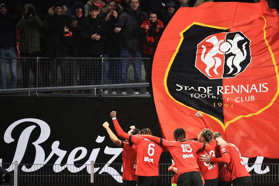 El Rennes aprovechó que el los jugadores del PSG estaban enredados en acciones individuales.