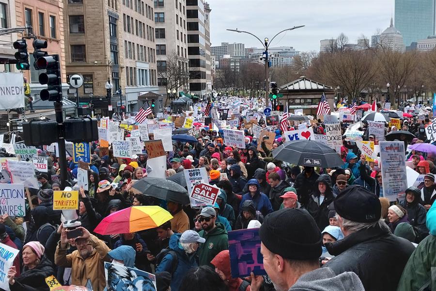Masivas protestas contra Trump y Musk en las principales ciudades de EEUU